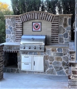 outdoor kitchen by McFall Masonry & Construction