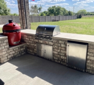 Outdoor Kitchens